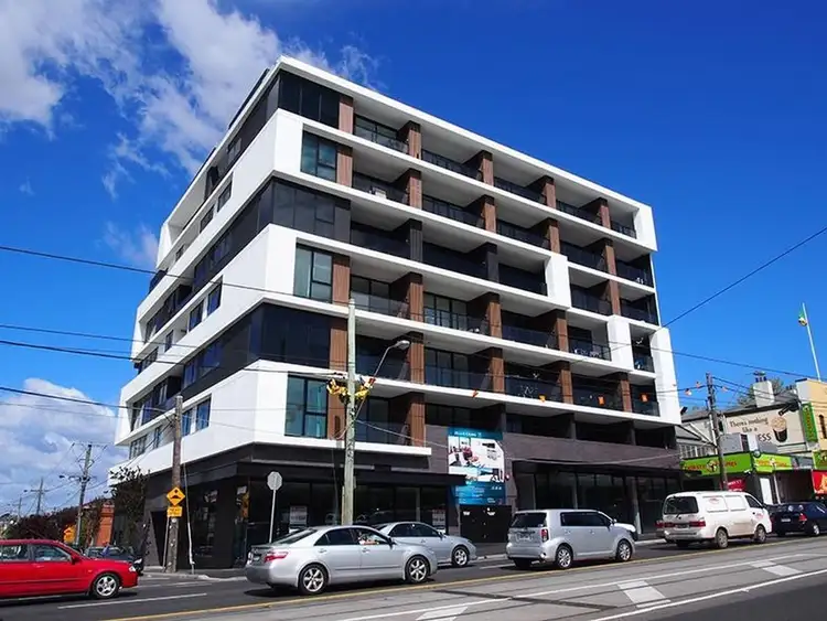 255 Racecourse Road