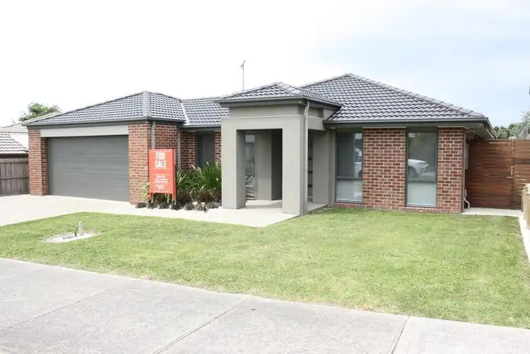 19 ISABELLA BOULEVARD, Korumburra VIC 3950