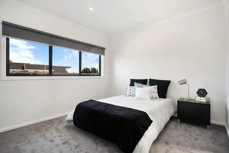 Sixth view of Homely house listing, 2/5 Oncidium Gardens, Keilor Downs VIC 3038