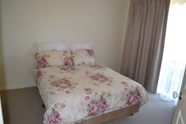 Sixth view of Homely unit listing, 4/7 Powlett Street, Inverloch VIC 3996