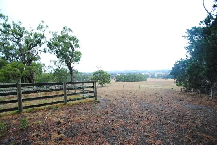 200 ARMSTRONGS ROAD, Meeniyan VIC 3956