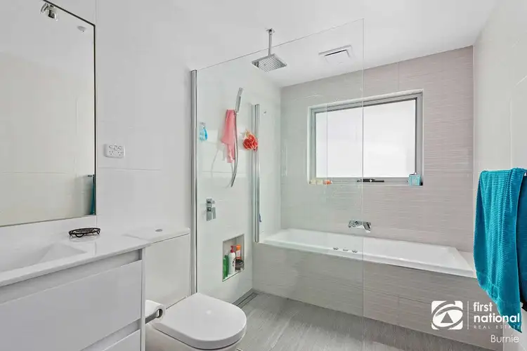 Fifth view of Homely unit listing, 1/21 Heather Crescent, Park Grove TAS 7320