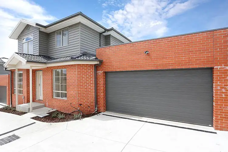 2/32 Rockbank Road, Ardeer VIC 3022