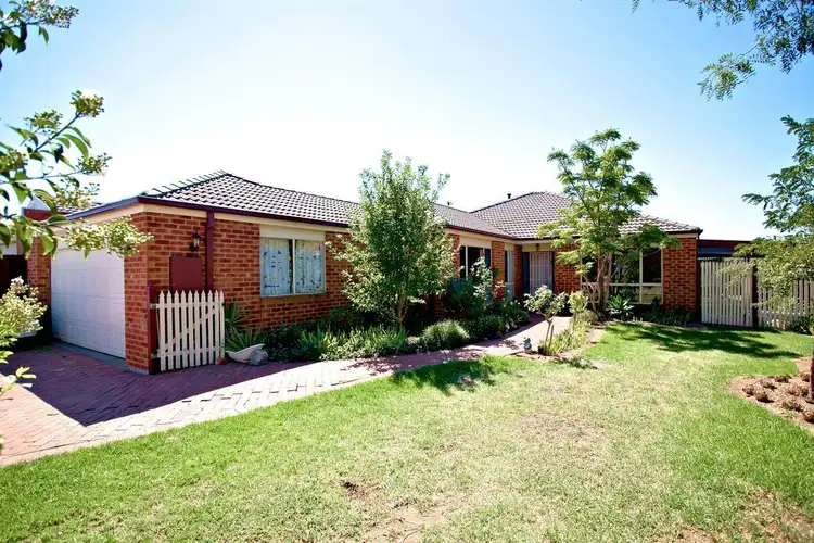 6 Chatterton Drive, Delahey VIC 3037