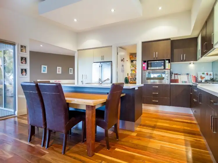 Sixth view of Homely house listing, 9 HOLLYWOOD CRESCENT, Smiths Beach VIC 3922