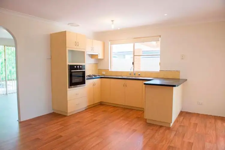 32 Bombay Ent, Stratton WA 6056
