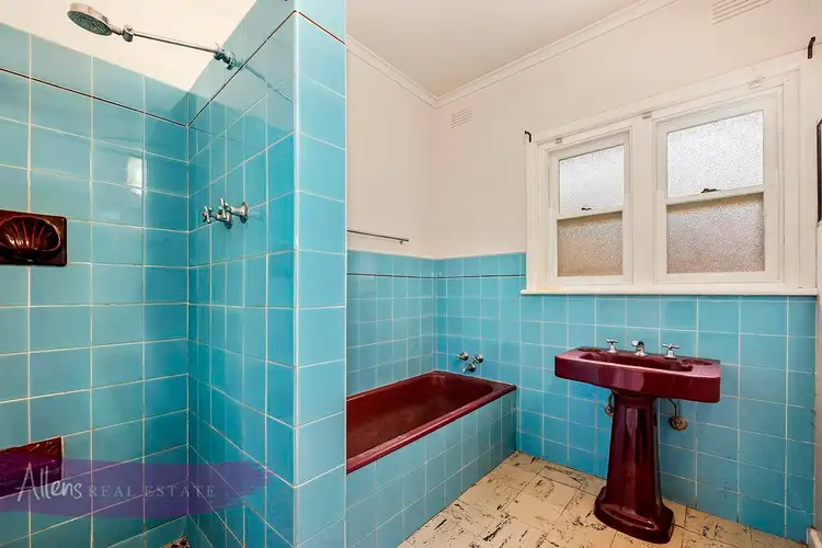 Fifth view of Homely unit listing, 1/10 Esdale Street, Blackburn VIC 3130