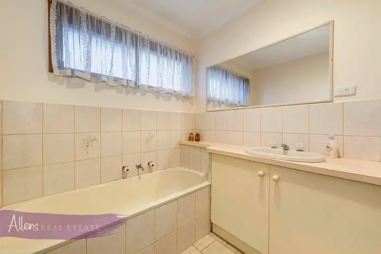 Fifth view of Homely unit listing, 2/39 Peter Avenue, Blackburn North VIC 3130