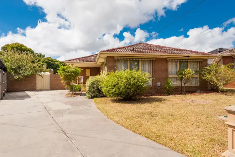 9 Reade Place, Gladstone Park VIC 3043