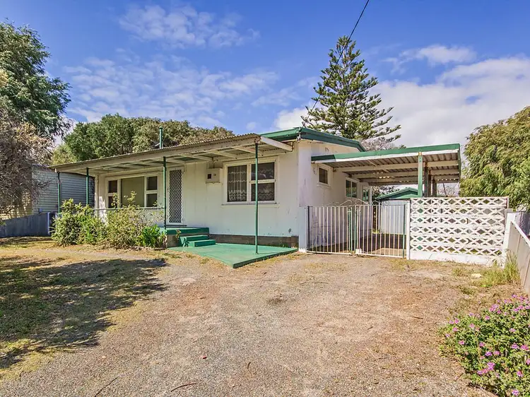 10 Treasure Road, Singleton WA 6175
