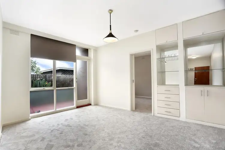 8/23 King Edward Avenue, Albion VIC 3020