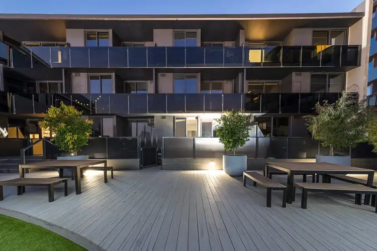 102/36 Collins Street, Essendon VIC 3040