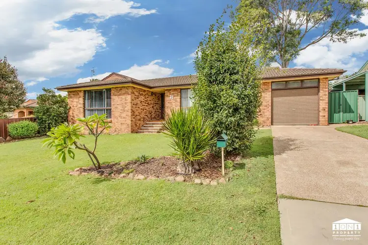 Second view of Homely house listing, 37 Galway Crescent, Metford NSW 2323