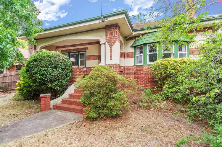8 Fellows Street, Hughesdale VIC 3166