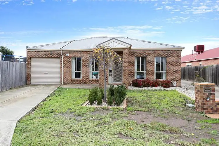 1/1 Santolin Drive, Hillside VIC 3037