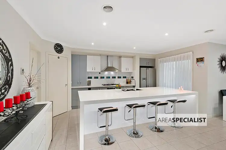 Fifth view of Homely house listing, 3 Oakland Place, Keysborough VIC 3173