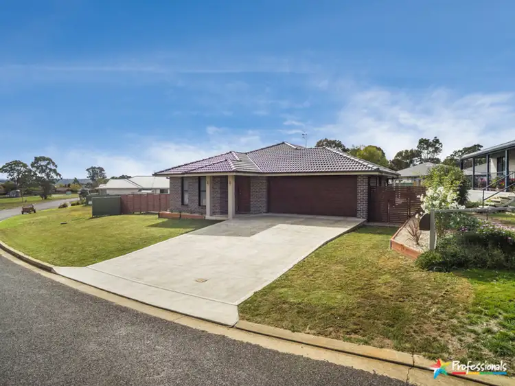 Main view of Homely house listing, 14 Dale Crescent, Armidale NSW 2350