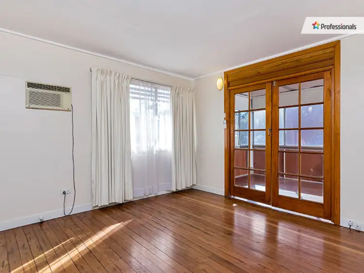 Second view of Homely house listing, 21 Calston Street, Oxley QLD 4075