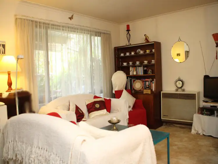 Second view of Homely unit listing, 2/34 Kincumber Drive, Croydon VIC 3136