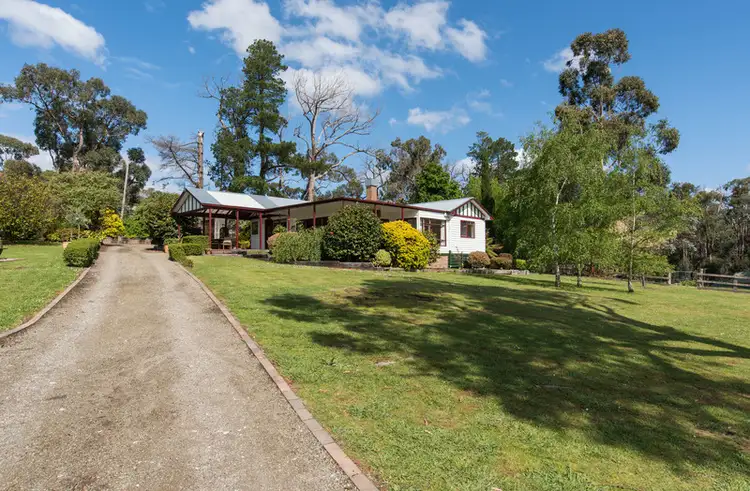 20 Bailey Grove, Wandin North VIC 3139