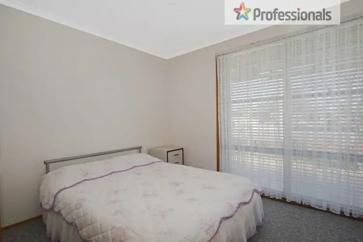 Fifth view of Homely house listing, 3 Mylon Court, Wodonga VIC 3690