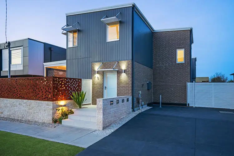 1/14 Llewellyn Street, Merewether NSW 2291