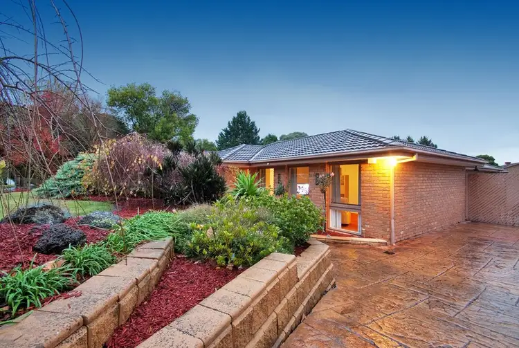 7 Blaxland Court, Mooroolbark VIC 3138