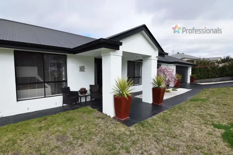 14 Jarrah Court, Kelso NSW 2795