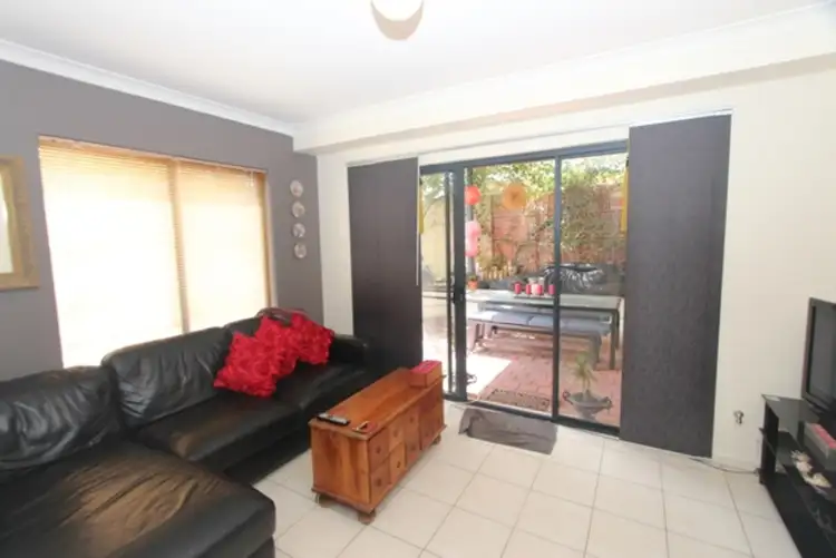 Sixth view of Homely townhouse listing, 252A Grand Promenade, Doubleview WA 6018