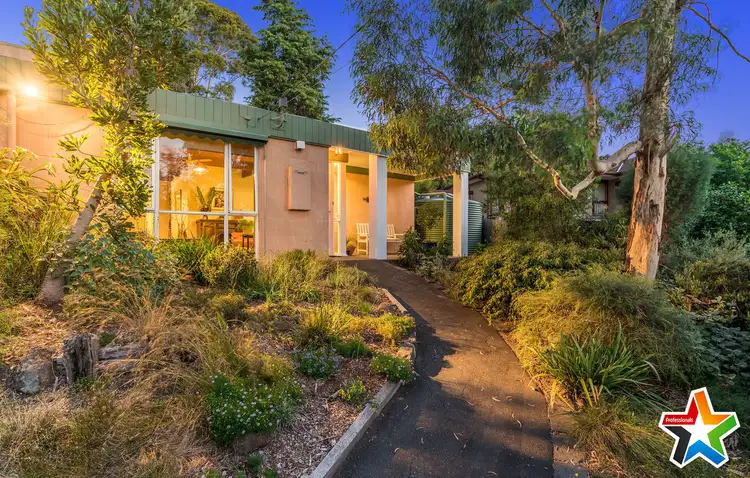 Second view of Homely house listing, 2 Erang Court, Mooroolbark VIC 3138