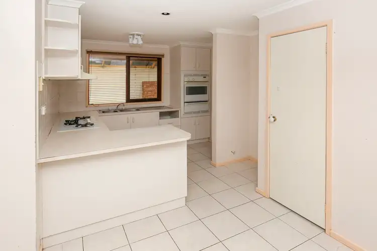 Fourth view of Homely house listing, 18 Antionetta Way, Hillside VIC 3037