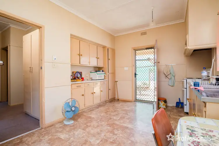 Sixth view of Homely house listing, 12 Loddon Avenue, Red Cliffs VIC 3496