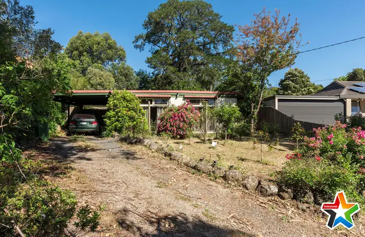 2 Rene Court, Montrose VIC 3765