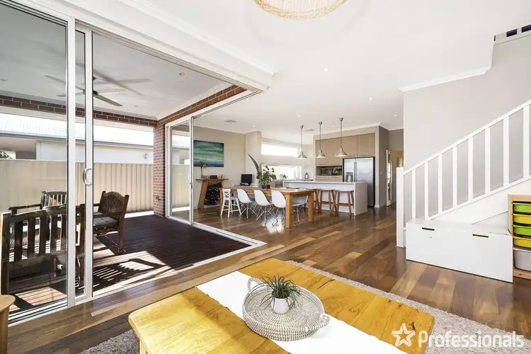 Seventh view of Homely house listing, 8 Howell Court, Guildford WA 6055
