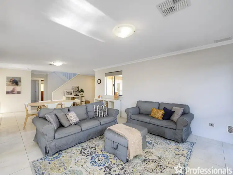 Seventh view of Homely house listing, 2/32 Range View Road, High Wycombe WA 6057