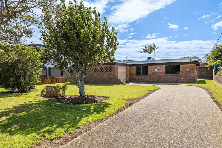 5 Casuarina Street