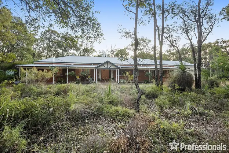 3 Plateau Heights, Hovea WA 6071