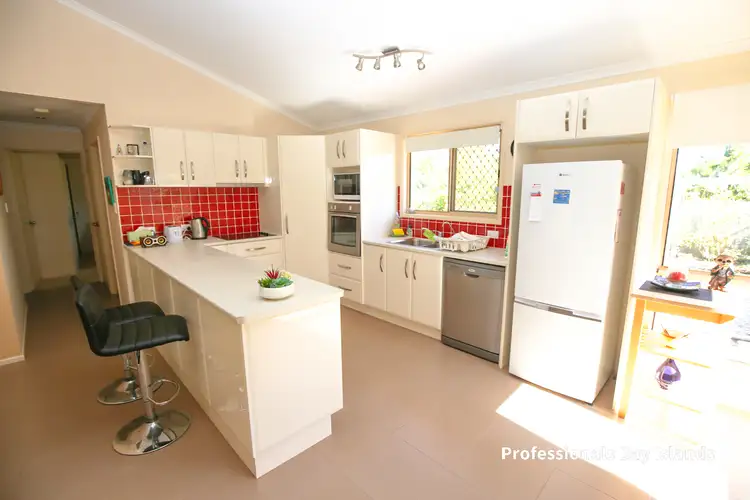 Fifth view of Homely house listing, 37 Kardinia Street, Macleay Island QLD 4184