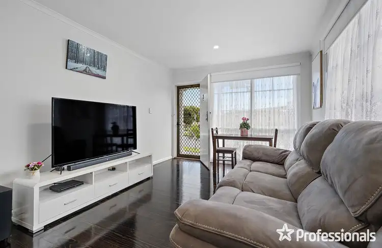 Third view of Homely unit listing, 2/6 Railway Parade, Bayswater VIC 3153