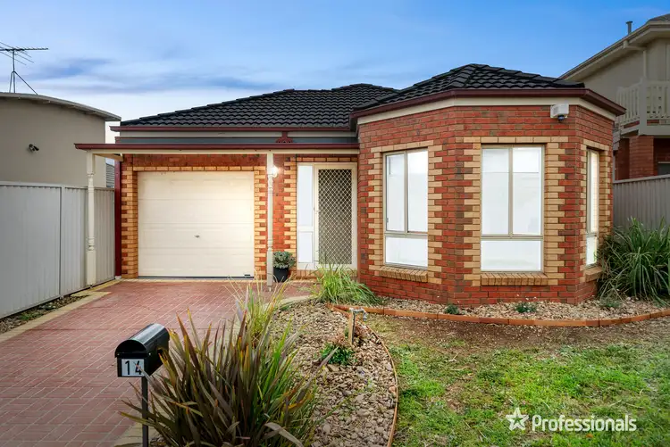 14 Edgbaston Parade, Caroline Springs VIC 3023