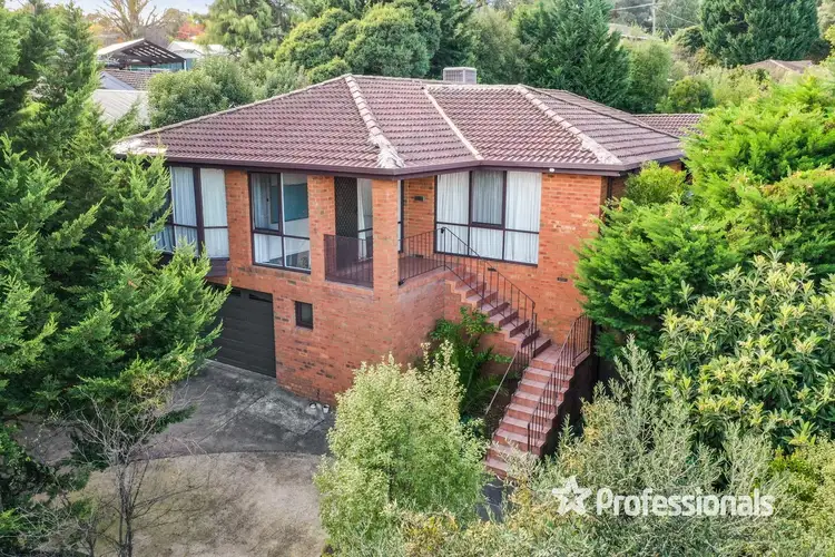 14 Highview Drive, Mooroolbark VIC 3138
