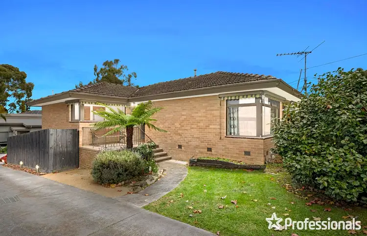 55 Bellara Drive, Mooroolbark VIC 3138