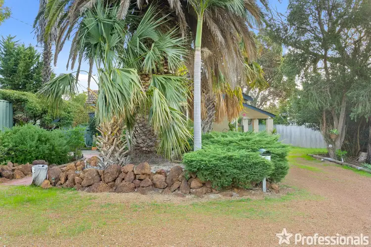 13 Casuarina Road, Maida Vale WA 6057