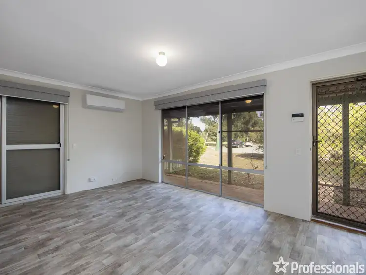 Fourth view of Homely house listing, 7 Acer Court, Forrestfield WA 6058