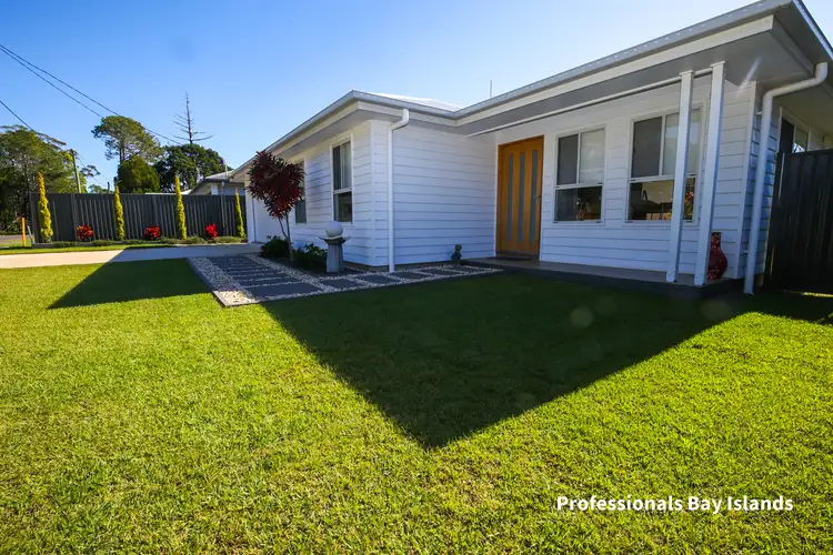 69 Laurel Street, Russell Island QLD 4184