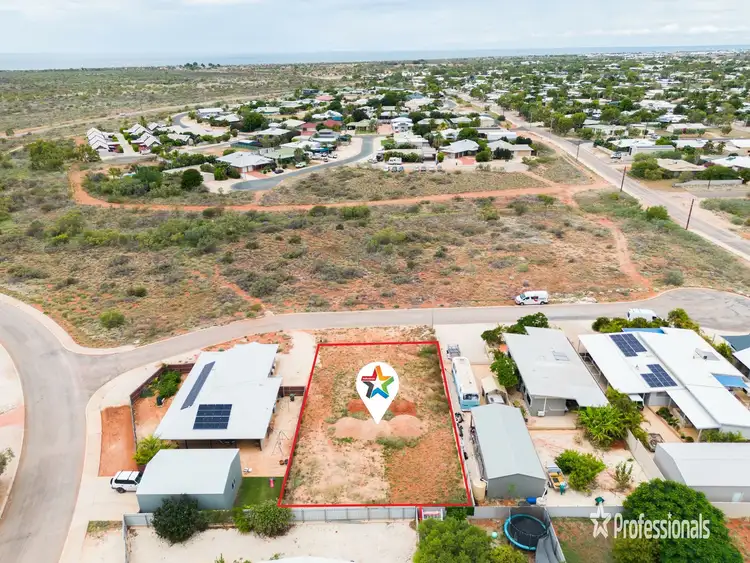 4 Seawolf Pl, Exmouth WA 6707