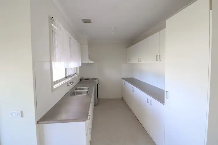 Fifth view of Homely house listing, 3 Chaplin Street, Swan Hill VIC 3585