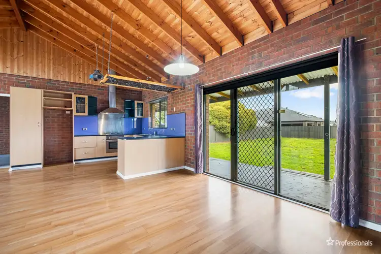 Sixth view of Homely house listing, 11 Hunter Street, Carisbrook VIC 3464