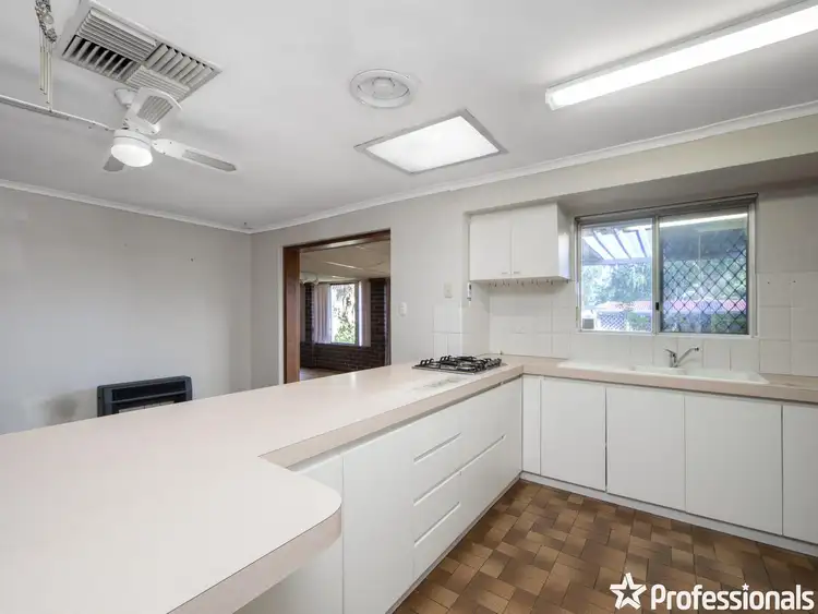 Seventh view of Homely house listing, 2 Hulley Road, High Wycombe WA 6057