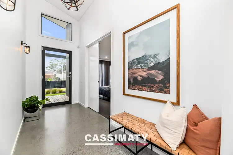 Fifth view of Homely house listing, 41 Huey Circuit, Cranbourne VIC 3977